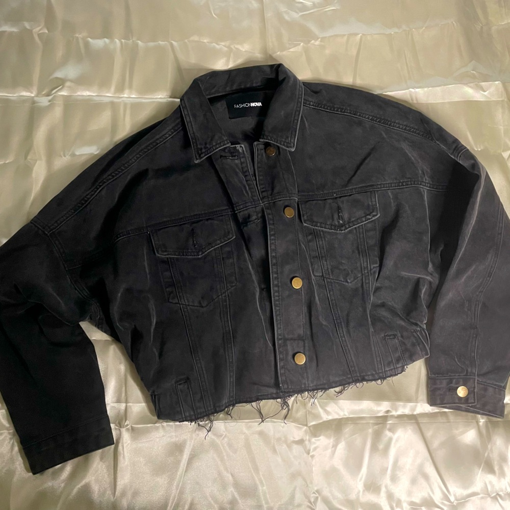 Fashion nova denim jacket size medium